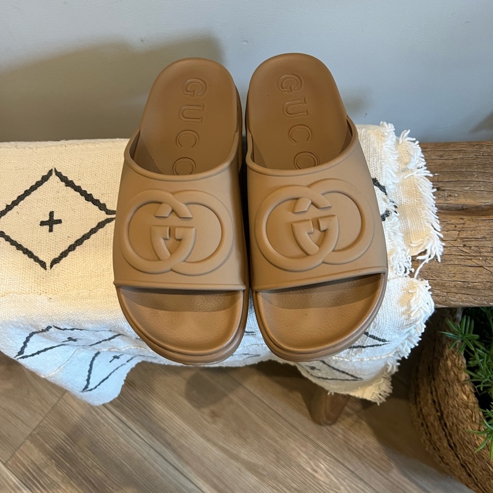 Gucci Brown Logo Slide Sandals - Dup Item